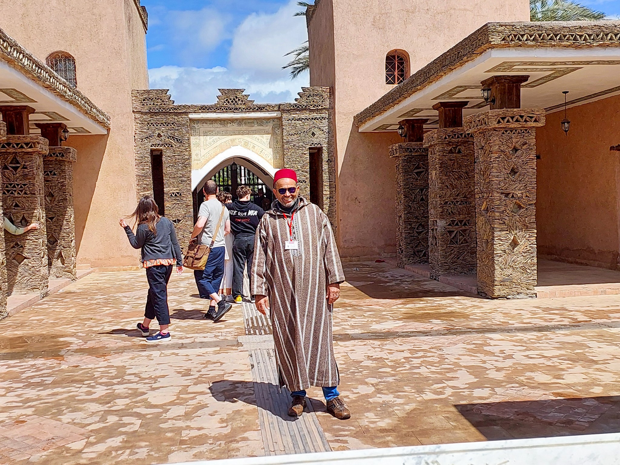 <br />
<b>Warning</b>: Undefined variable $i in <b>/home/bestridefg/www/app/Views/public/show_single.php</b> on line <b>70</b><br />
Visite de l'Ancient Medina de Taroudant